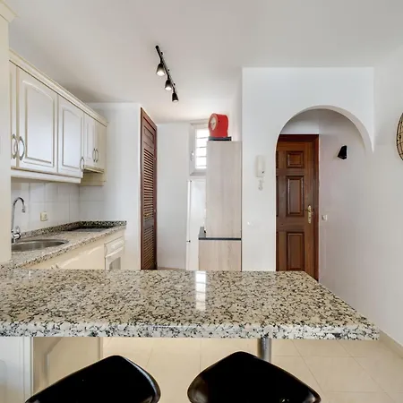Appartement Charming 2-bedroom With Ocean Views In Adeje